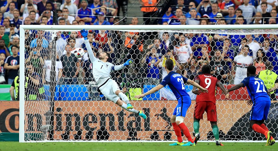 Những h&igrave;nh ảnh ấn tượng của lễ bế mạc v&agrave; trận chung kết EURO 2016