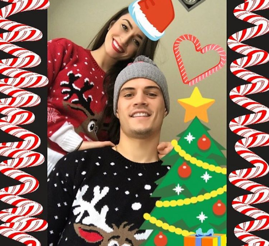 Granit Xhaka đón Giáng sinh đầu tiên tại Anh cùng bạn gái Muôn kiểu tận hưởng nghỉ lễ của sao bóng đá