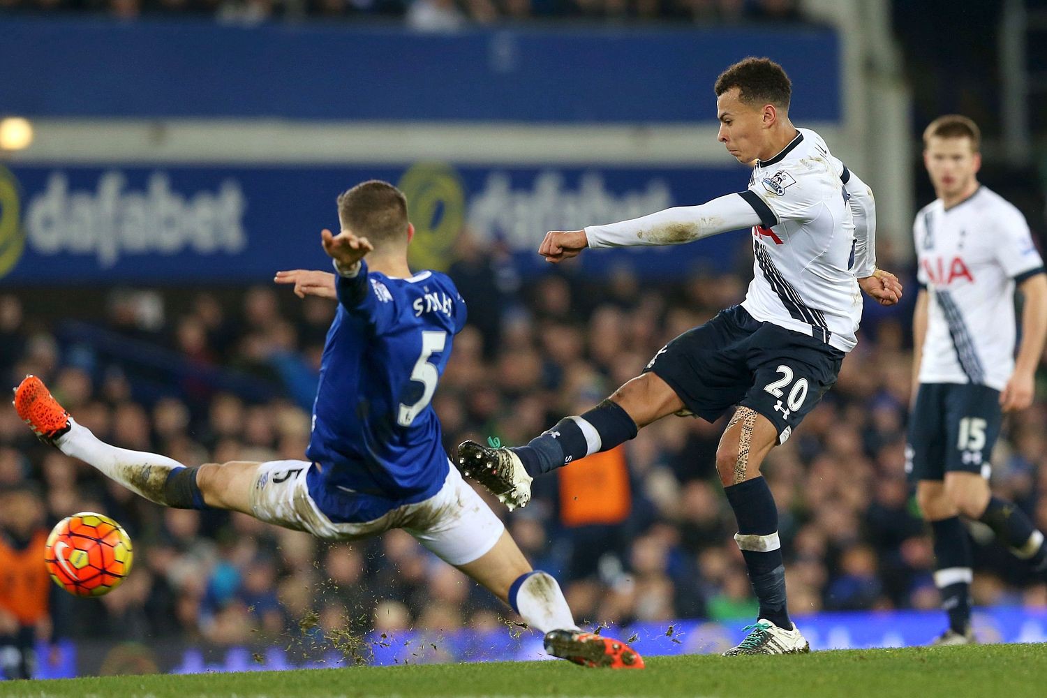 Alli sẽ th&agrave;nh c&ocirc;ng hơn Wilshere