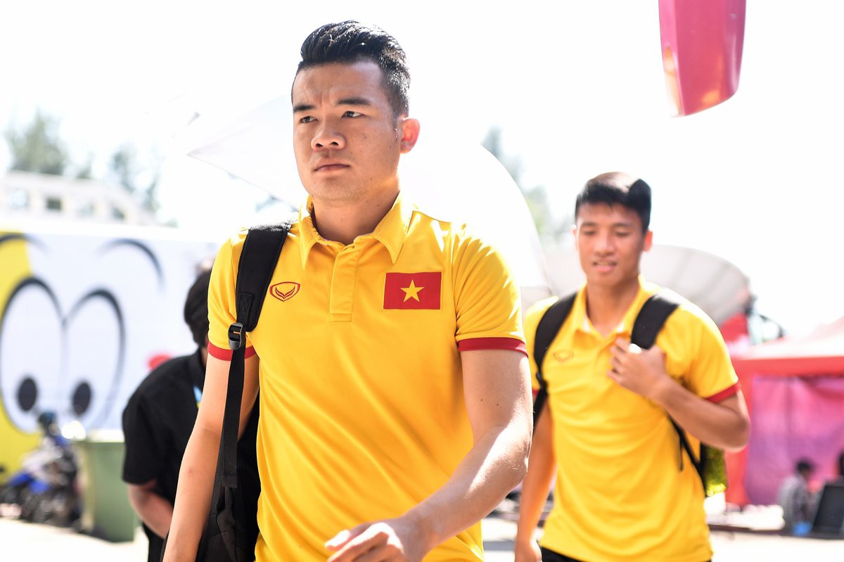 15h30, TRỰC TIẾP, Việt Nam-Malaysia: Văn Hoàn thay Đình Đồng