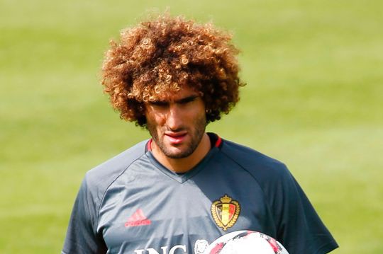 Fellaini vừa d&iacute;nh chấn thương khi đ&aacute; cho tuyển Bỉ