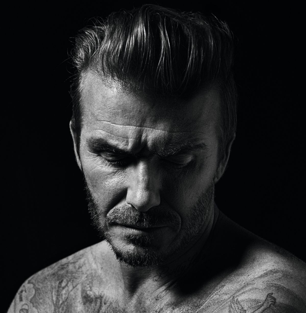 Ch&acirc;n dung Beckham đắt ngang si&ecirc;u xe