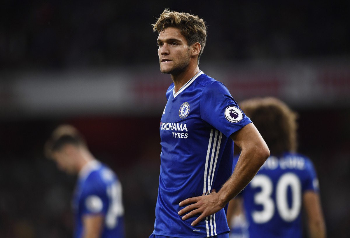 B&aacute;o động cho h&agrave;ng thủ Chelsea