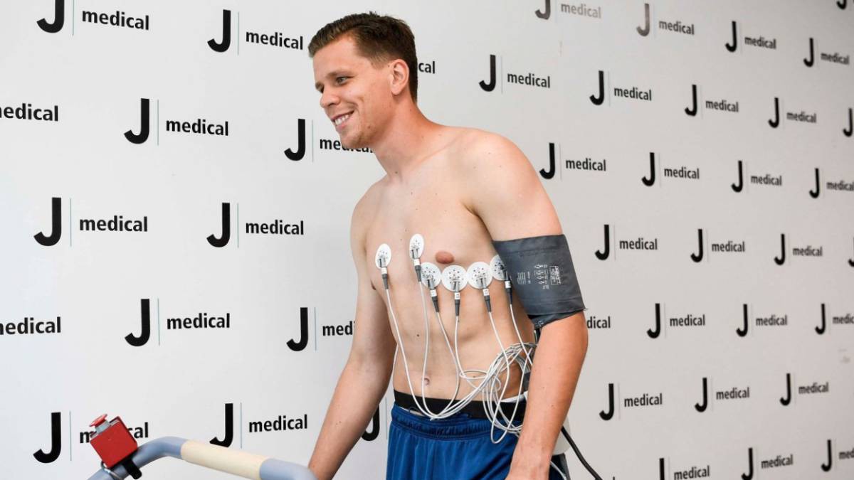 Szczesny đã vượt qua cuộc kiểm tra y tế để gia nhập Juventus Szczesny đã vượt qua cuộc kiểm tra y tế để gia nhập Juventus