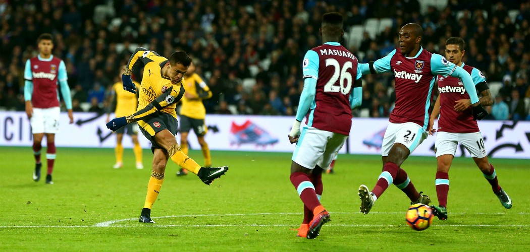 Alexis Sanchez ghi bao nhiêu bàn Arsenal mới vô địch?