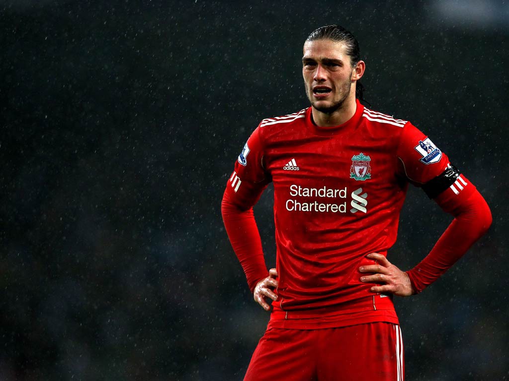 Truyền th&ocirc;ng Anh &ldquo;thổi phồng&rdquo; về Andy Carroll