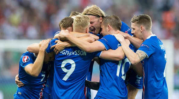 Anh 1-2 Iceland: Viết tiếp chuyện cổ tích