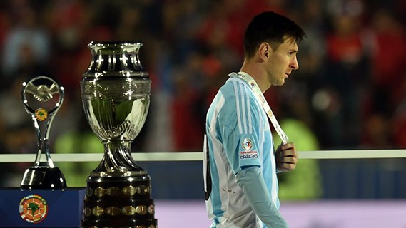 Argentina-Chile: Messi, bây giờ hoặc không bao giờ