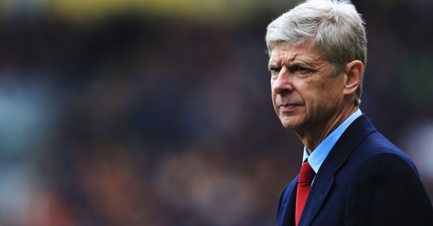 Arsenal: Tiền nhiều nhưng không biết tiêu