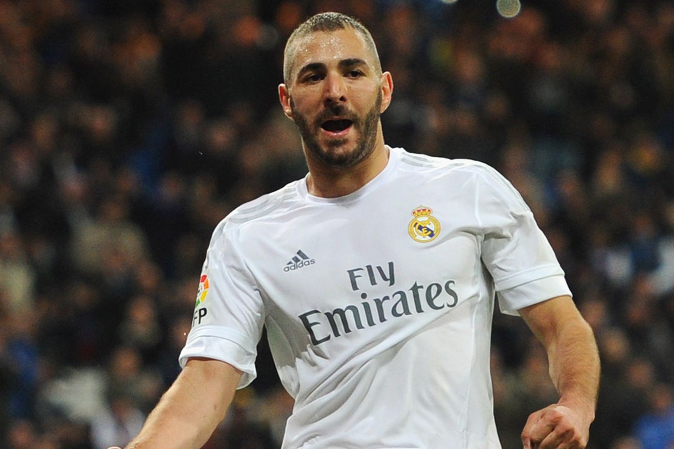 Bản tin tối ngày 09/05: Real sẽ bán Benzema vì Lewansdowski?