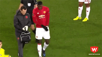 Cầu thủ đắt nhất thế giới Paul Pogba đang... phá sức thế nào?