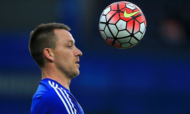 Chelsea đề nghị Terry ở lại thêm một năm nữa