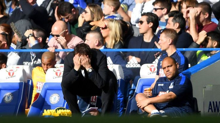 "Tai nạn" của Chelsea và những cú trượt chân không tưởng trong lịch sử NHA