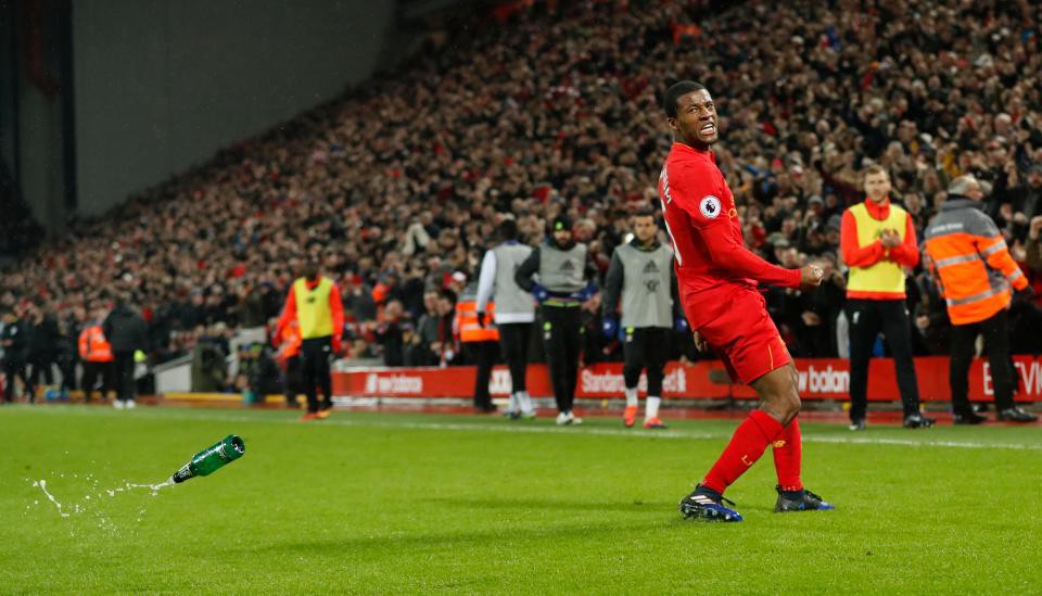 Chelsea đối mặt với án phạt nặng vì CĐV quá khích