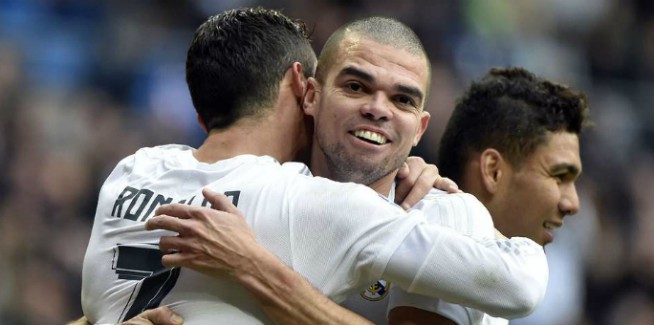 Chính sách chuyển nhượng của Real Madrid với nỗi lo “lão hóa”