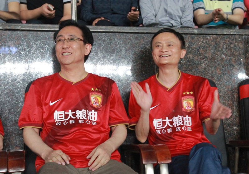 Đại gia Trung Quốc muốn thâu tóm một CLB Premier League