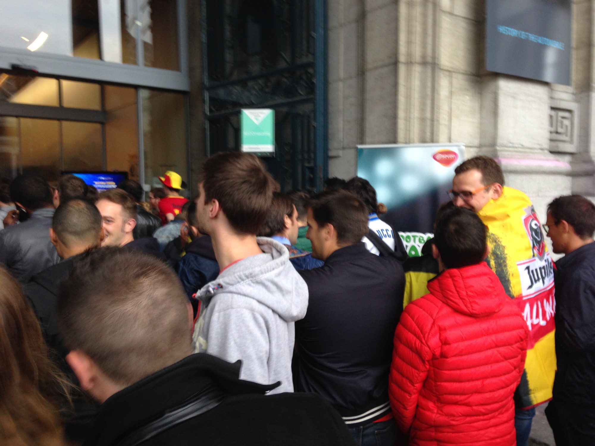 Xem b&oacute;ng đ&aacute; ở Fanzone c&oacute; an to&agrave;n?