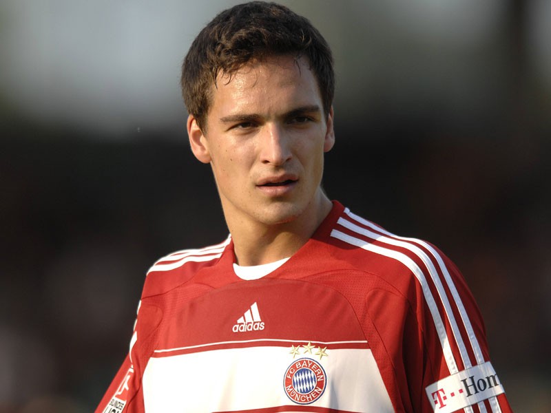 Mats Hummels k&yacute; hợp đồng 5 năm với Bayern Munich