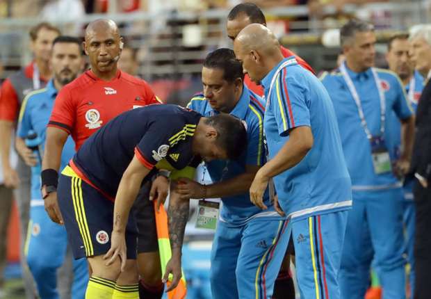 James Rodriguez lỡ trận gặp Paraguay vì chấn thương vai