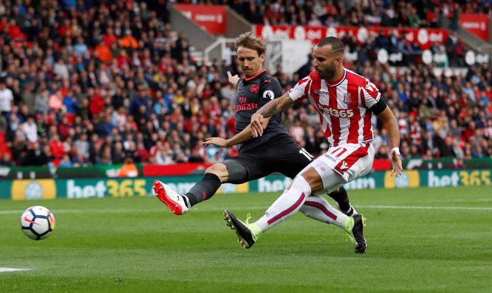 Jese ghi bàn giúp Stoke đánh bại Arsenal ở vòng 2 Premier League Jese ghi bàn giúp Stoke đánh bại Arsenal ở vòng 2 Premier League