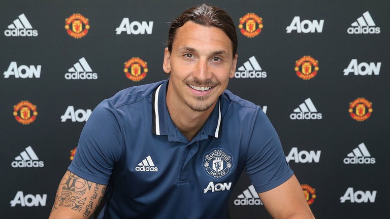 Ibrahimovic muốn làm "ông hoàng lương bổng" mới ở lại Man Utd
