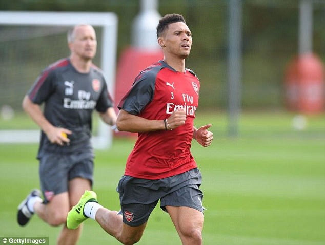 Gibbs đã không còn chỗ đứng trong đội hình Arsenal Gibbs đã không còn chỗ đứng trong đội hình Arsenal
