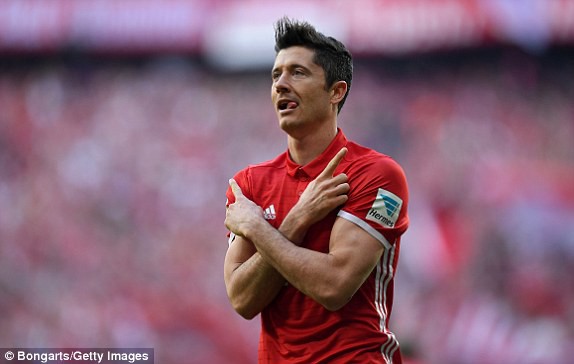 Khả năng Lewandowski rời Bayern Munich l&agrave; cực thấp