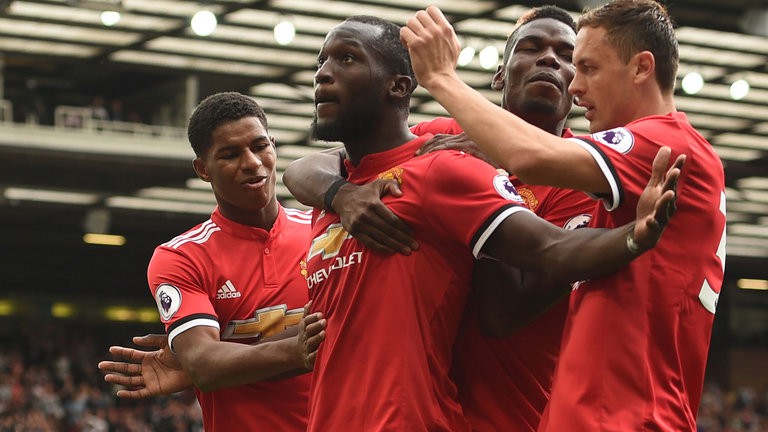 Lukaku đang l&agrave; ch&acirc;n s&uacute;t chủ lực của Man Utd