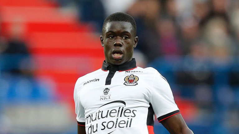 Malang Sarr đang được săn đ&oacute;n bởi cả Chelsea, Real Madrid lẫn Barcelona