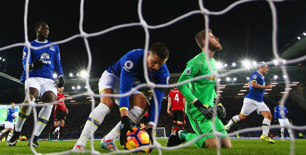 Man Utd gặp ác mộng bởi chính “đặc sản” của mình