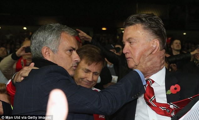 Đừng ngạc nhiên nếu Mourinho không đến Man Utd