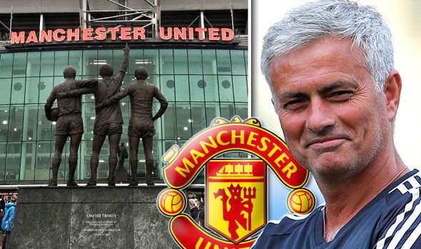Mourinho muốn gắn bó lâu dài với Man Utd Mourinho muốn gắn bó lâu dài với Man Utd