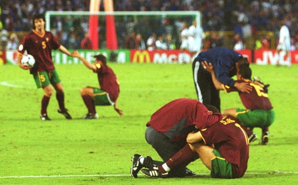 5 phút cay đắng của Bồ Đào Nha trước Pháp tại EURO 2000