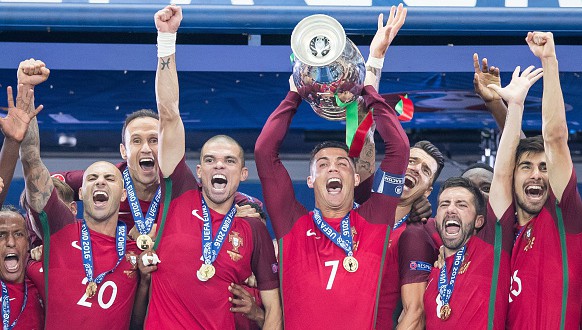 Những hình ảnh ấn tượng của lễ bế mạc và trận chung kết EURO 2016