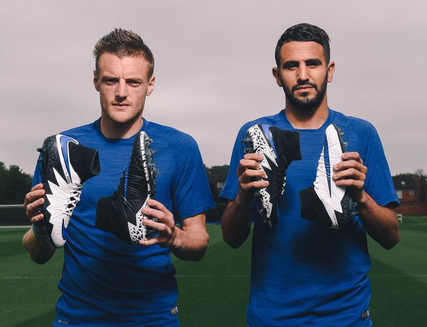 Nike tặng “giày thửa” cho Vardy và Mahrez