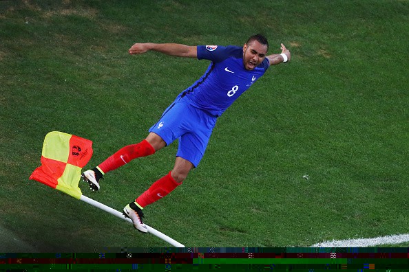 Payet hạnh phúc với bàn thắng muộn nhất lịch sử EURO