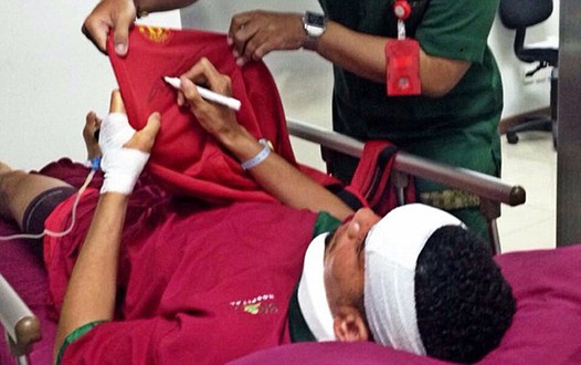 Smalling gặp tai nạn hy hữu ở Indonesia
