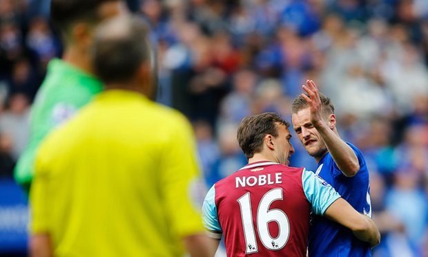 Kh&ocirc;ng được khoan hồng, Vardy lỡ trận chung kết của m&ugrave;a giải