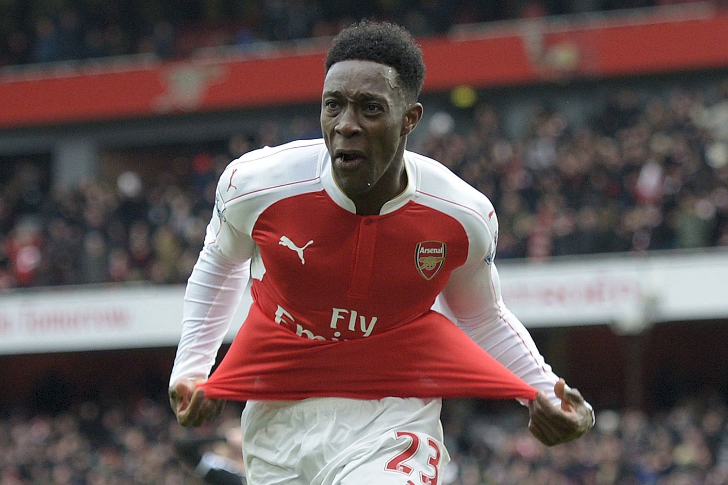 Vardy, Welbeck tranh vai James Bond với Beckham