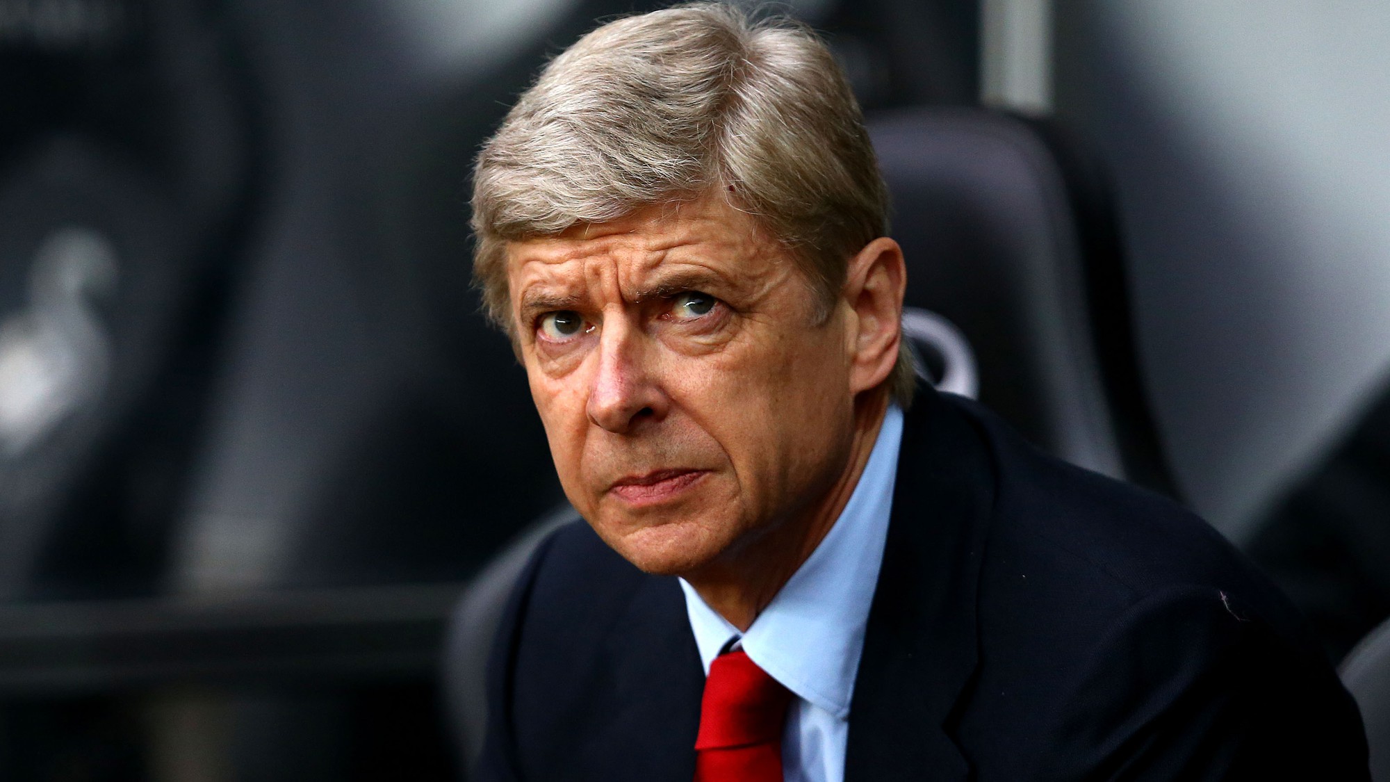 Wenger chưa bao giờ có 200 triệu bảng để mua sắm cầu thủ