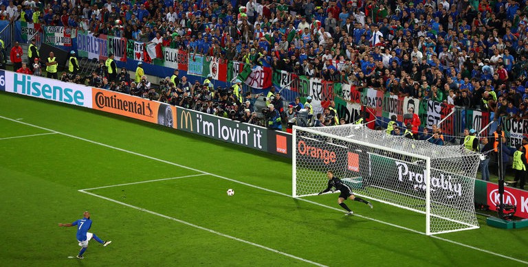 Zaza: Tôi toàn sút penalty như vậy và tin chắc sẽ ghi bàn
