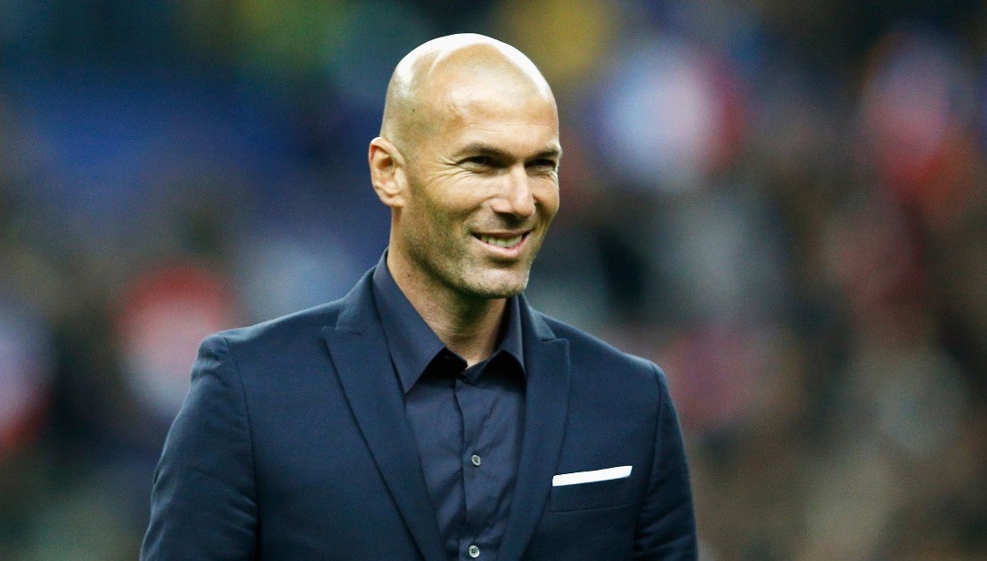 HLV Zidane là "gà đẻ trứng vàng" nhờ mua ít nhưng vẫn rinh đầy Cúp