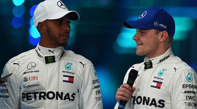 CEO Toto Wolff: “Mercedes cân nhắc không chiêu mộ tay đua mới”!