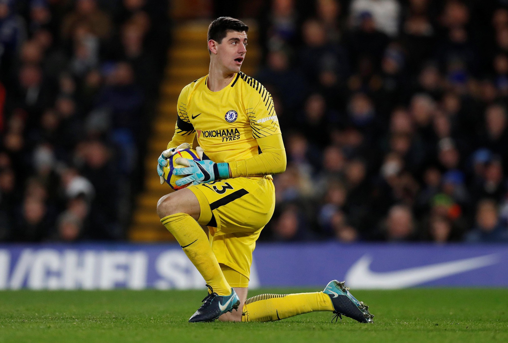 H&igrave;nh ảnh: Courtois cũng được Real đưa v&agrave;o tầm ngắm