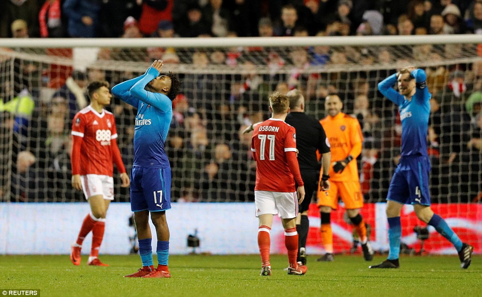 Video: Thua sốc Nottingham, Arsenal thành cựu vương FA Cup