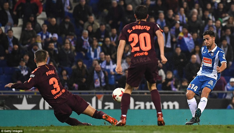 Melendo trừng phạt Barca ở những phút cuối trận Hình ảnh: Melendo trừng phạt Barca ở những phút cuối trận