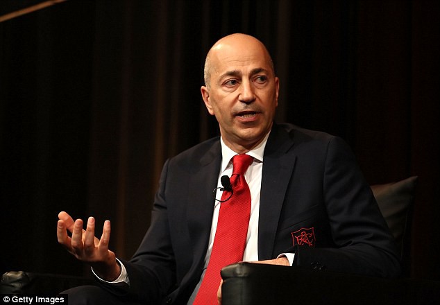 H&igrave;nh ảnh: Ivan Gazidis rất mong Wenger sẽ rời vị tr&iacute; HLV để đảm nhiểm chức vụ Gi&aacute;m đốc thể thao