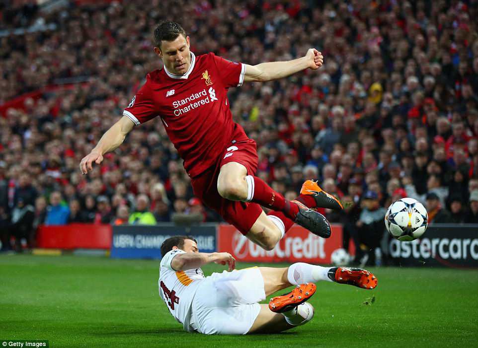 James Milner trở thành ''Vua kiến tạo'' xuất sắc nhất giải đấu HÌnh ảnh: James Milner trở thành ''Vua kiến tạo'' xuất sắc nhất giải đấu