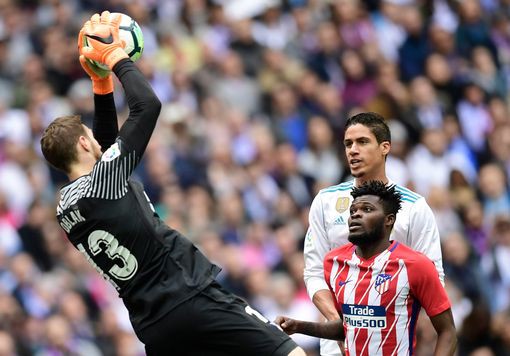 H&igrave;nh ảnh: Oblak đ&atilde; c&oacute; ng&agrave;y thi đấu xuất sắc