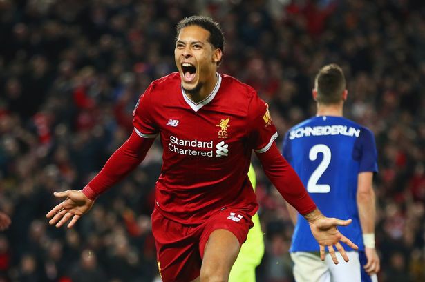 H&igrave;nh ảnh: Thu về khoản tiền khổng lồ, Liverpool liền t&aacute;i đầu tư v&agrave;o Van Dijk